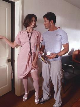 ����� ����